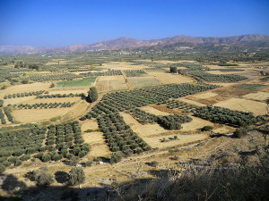 Crete, view of the Messara agricultural plain from the Phaistos Palace (click to enlarge; picture AA)